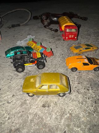 Coches / Caballo Juguetes Antiguos