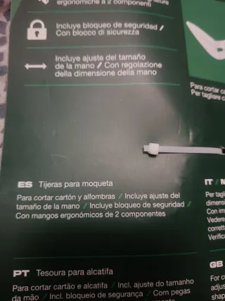 Tijeras Parkside para moqueta, cartón y alfombras