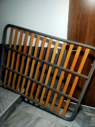 Somier metálico con lamas de madera