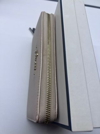 Cartera Monedero Guess Beige y Dorado
