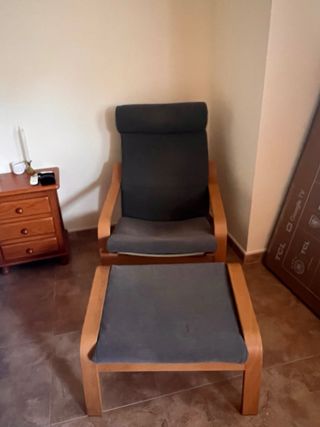 Poltrona Poäng Ikea con Poggiapiedi