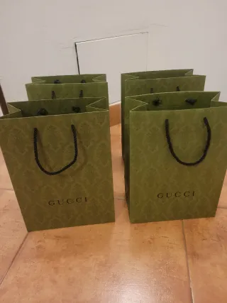 4 buste Gucci verdi