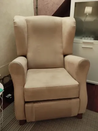 Sillón reclinable individual beige