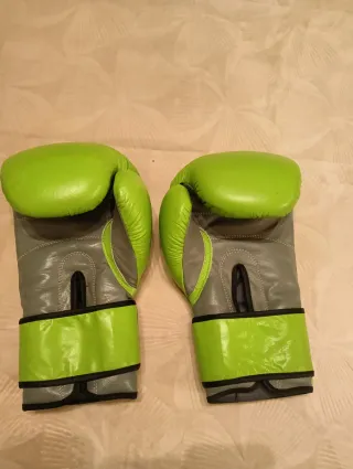 Guantes Boxeo Molu Profesionales Verdes tres usos.