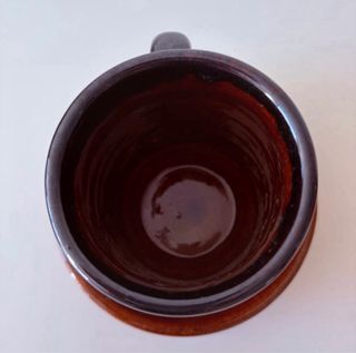 Taza de cerámica artesanal