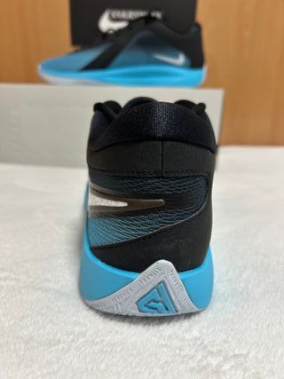 Nike Giannis Freak 6 Christmas