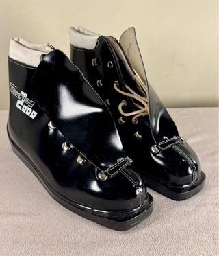 Botas de esquí Touring 2000 vintage Nunca usado 42
