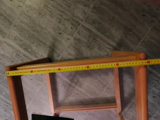 Mesa de centro de madera y cristal