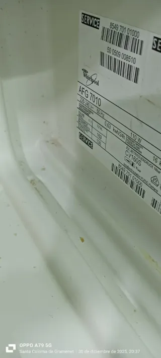 Congelador Vertical Whirlpool A+ 119x60x57 cm