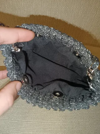 Pochette fatta a mano con tracolla