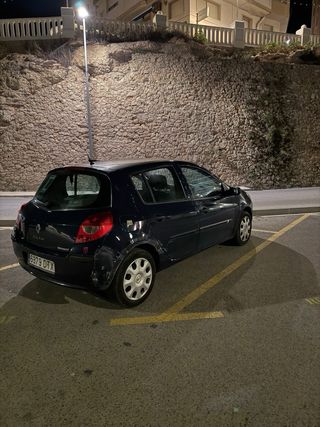Renault Clio 2005