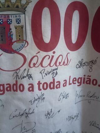 Camisola ScBraga autografada pela equipa
