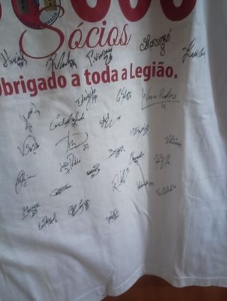 Camisola ScBraga autografada pela equipa