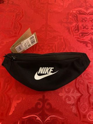 Riñonera Nike Negra Nueva a estrenar
