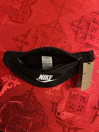 Riñonera Nike Negra Nueva a estrenar