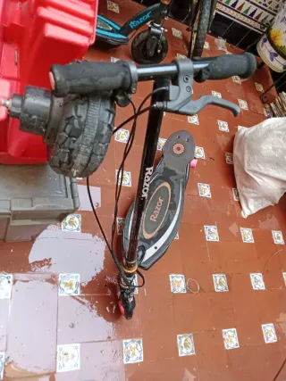 Patinete Eléctrico Razor (Baterías a Cambiar)