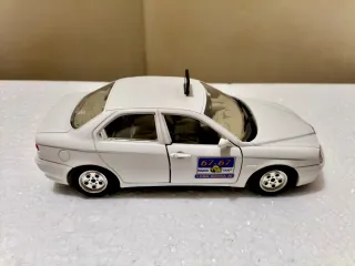 Alfa Romeo 156 taxi Bburago 1/24