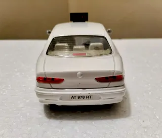 Alfa Romeo 156 taxi Bburago 1/24