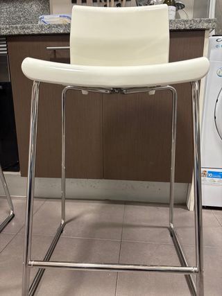 Taburete Alto Blanco y Plateado