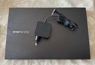 Portátil Asus VivoBook 15 Negro  PRECIO NEGOCIABLE