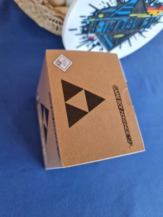 Caja Game Boy Advance SP Zelda Limited Edition Pak