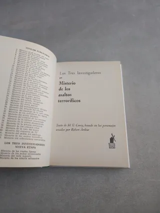 LOS TRES INVESTIGADORES 42 MISTERIO DE LOS ASALTOS