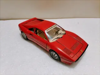 Ferrari GTO Bburago 1/24