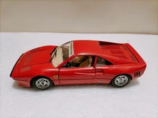 Ferrari GTO Bburago 1/24