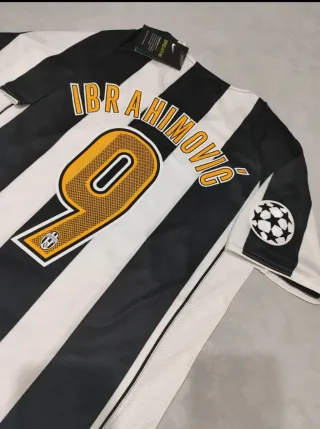 Camiseta Juventus 2004 L Ibrahimovic 9