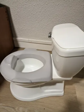 WC para niños gris y blanco