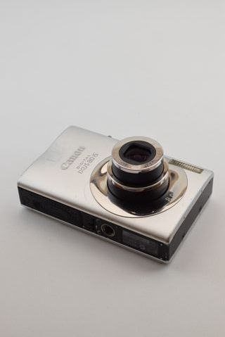 Cámara Digital Canon IXUS 80 IS 8MP Plata