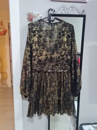 Vestido ZARA fiesta negro y dorado talla L,