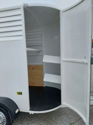 Remolque vang de caballo y medio