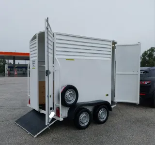 Remolque vang de caballo y medio