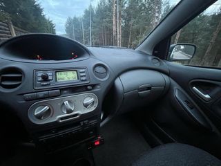 Toyota Yaris 2003