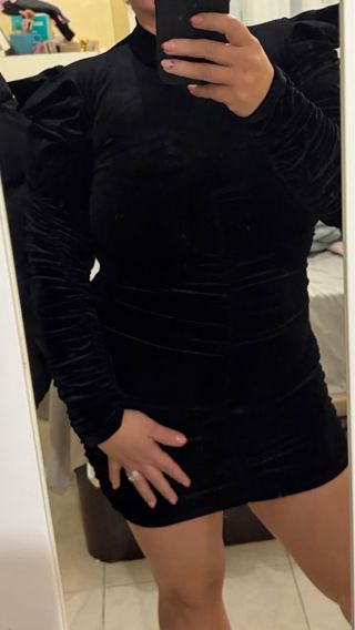 Vestido Negro Fiesta con Tachuelas y Malla