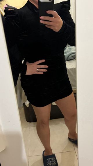 Vestido Negro Fiesta con Tachuelas y Malla