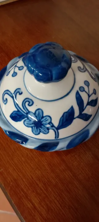 Vaso cinese in porcellana decorato