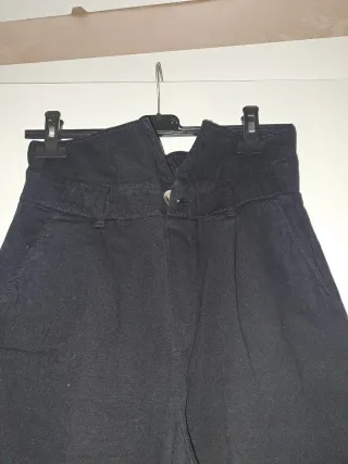 Pantaloni vita alta Bershka neri