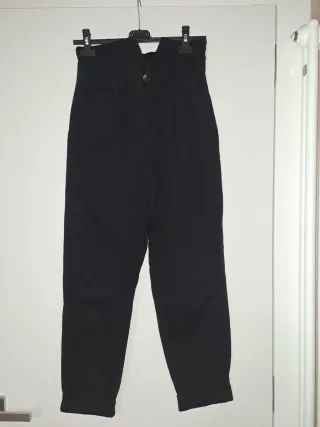 Pantaloni vita alta Bershka neri