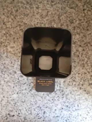 Lata Johnnie Walker Black Label 70cl