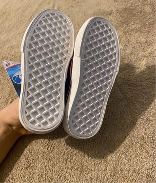 Zapatillas niño deportivas T26 a estrenar