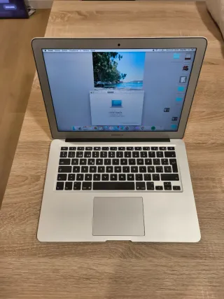 MacBook Air 13 Argento 2014