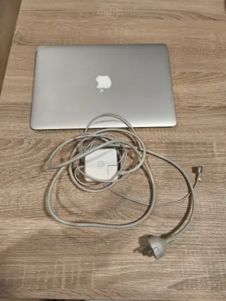 MacBook Air 13 Argento 2014