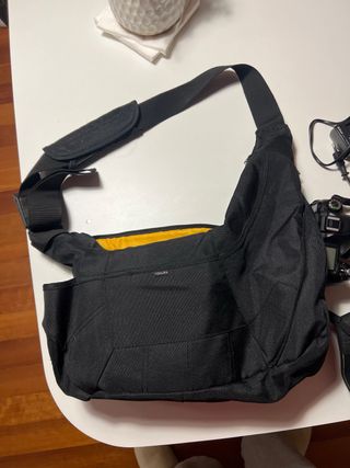 Cámara Nikon D50+ Bolsa TOKURA+cargador y objetivo