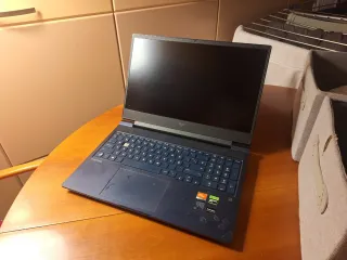 HP Victus 16 Ryzen 7 RTX 4060