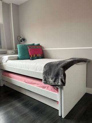 Cama nido blanca con 2 colchones y cajones