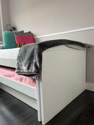 Cama nido blanca con 2 colchones y cajones