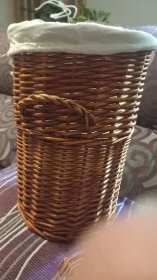 Cesta Mimbre con Forro Blanco