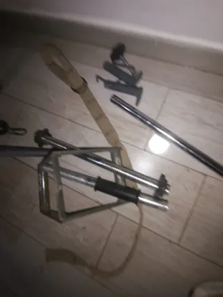 Banco de pesas y accesorios